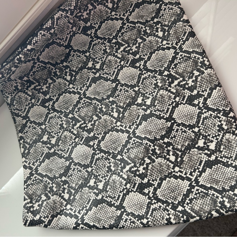 H&M Black and White Snake Print Mini Skirt